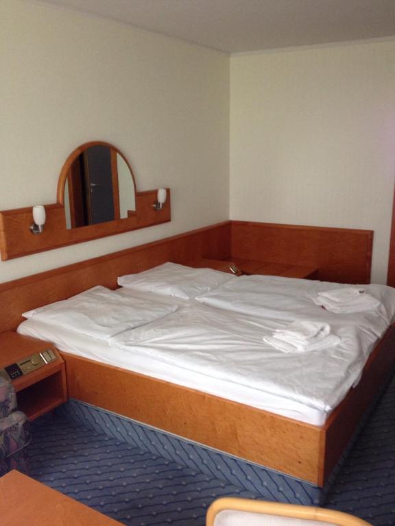 A1 Raststaette & Motel Hamburg-Stillhorn Номер фото